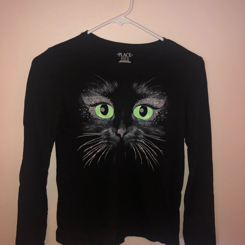 Long sleeve cat face shirt